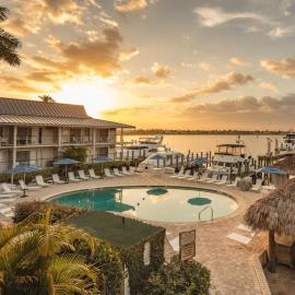 Cove Inn on Naples Bay, hotel em Naples