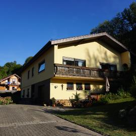 Ferienwohnung Jüngstbergblick, hotel in Bruchweiler-Bärenbach