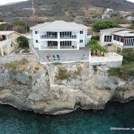 Whitehouse Lagun Apartments, hôtel à Lagun