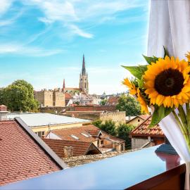 Hotel Fontana, отель в Нови-Саде