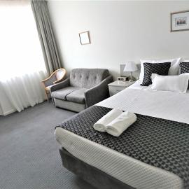 Glenelg beach gateway Studio Apartment