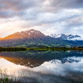 Reflections Guest Farm، فندق في تولباغ