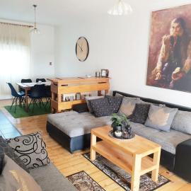 Apartmani Andrej: Udbina şehrinde bir otel
