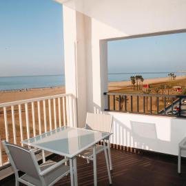 Hotel Brisamar Suites, hotel en Comarruga