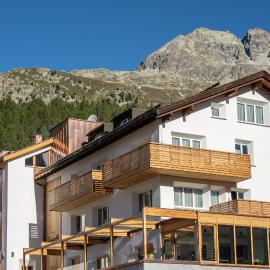 Conrad's Mountain Lodge, готель у місті Сільваплана