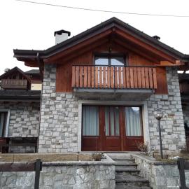 Casa vacanze Emilio, готель у місті Тему