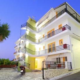 Remezzo Apartments, hotel i Sami