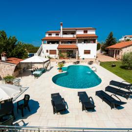 Villa Kimberly, khách sạn ở Rovinj