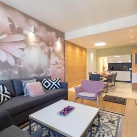 Vitosha Blvd Luxury 2-Bedroom, 2-Bathroom with Balcony