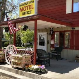 Roundtop Mountain Vista - Cabins and Motel, hotel em Thermopolis