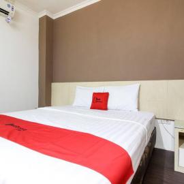 RedDoorz near Stadion Manahan Solo