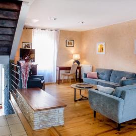 La Sainte Famille, hotel in Lourdes