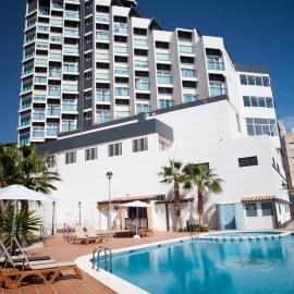 La Familia Gallo Rojo, hotel en El Campello