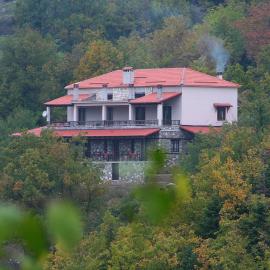 Evilion Traditional Inn