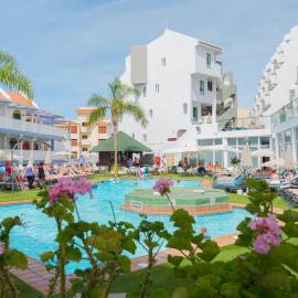 Playaolid Suites & Apartments