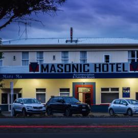 Masonic Hotel، فندق في بالمرستون نورث