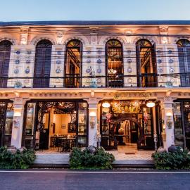 สงขลาแต่แรก แอนทีค โฮเท็ล Songkhla Tae Raek Antique Hotel, хотел в Сонгкла