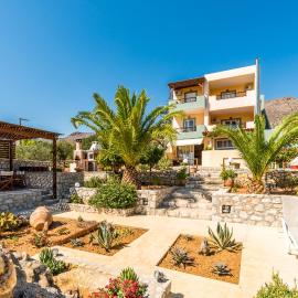 Faros Apartments – hotel w mieście Xerokampos