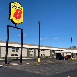 Super 8 by Wyndham South Holland, hotel a South Holland