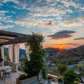 Pirrion Wellness Boutique Hotel, hotel din Ano Pedina