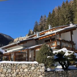 Residenz Feldmühle unterhalb der Burg Taufers, hotel i Campo Tures