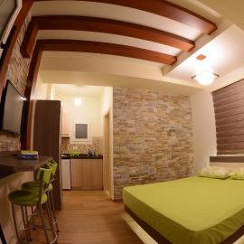 Bauhaus Chalets Apartment, khách sạn ở Bcharré