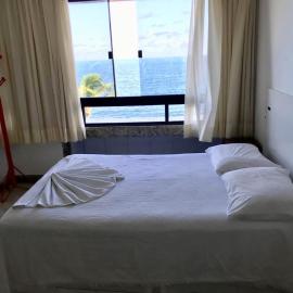 Flat Vista Mar Frente ou Lateral na Barra em Salvador, hotel in Salvador