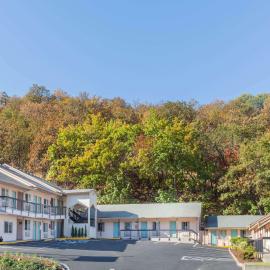 Howard Johnson by Wyndham Roseburg, hotel u gradu 'Roseburg'