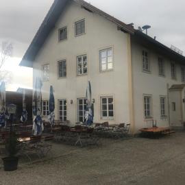 il castello, hotel din Haiming