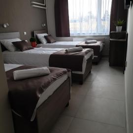 Familia Panzió & Apartmanház Győr, hotel in Győr