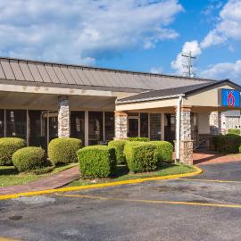 Motel 6-Warner Robins, GA, hotel di Warner Robins