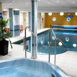 The Riviera Hotel & Apartments - Alum Chine, hotel in Bournemouth