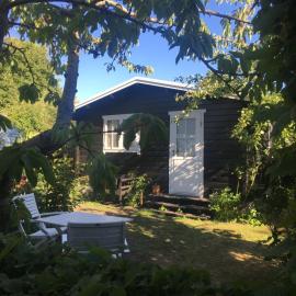Bådhuset, Ballen, hotel in Ballen