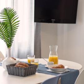 BEACH HOUSE - Premium Villas, hotel in Giulianova