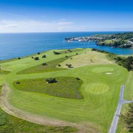 Dunmore East Holiday and Golf Resort Apartments, hotel in Dunmore East
