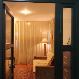 KGB Home Hostel, hotel u gradu Biškek