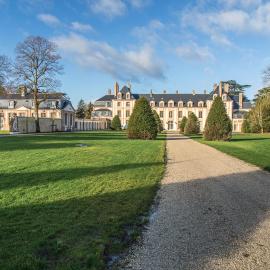 Exceptionnel Château près de Paris, hotel din Abondant