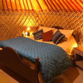 McClure Yurt at Carrigeen Glamping, hotell i Kilkenny
