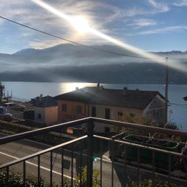 In centro Ca' Leandro Vista lago, Hotel in Lierna