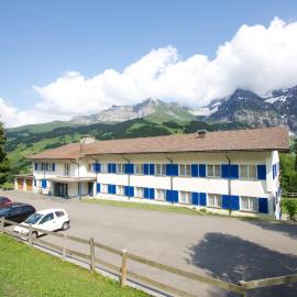 Hotel Crea – hotel w mieście Adelboden