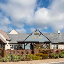 Sessile Oak, Llanelli by Marston's Inns, ξενοδοχείο σε Llanelli