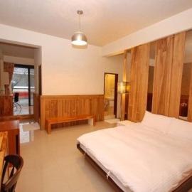 Sanyi Homestay โรงแรมในซานยี่