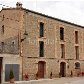 Casa Cal Fuster โรงแรมในSant Climéns