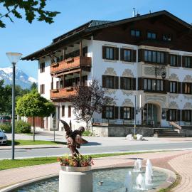Gasthof zur Post, hotel u gradu 'Maishofen'