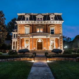 Steele Mansion Inn & Gathering Hub, ξενοδοχείο σε Painesville