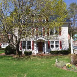 Covered Bridge House, hotel in Glen