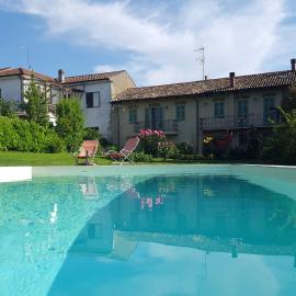 Ca' Frescòt, Hotel in Casorzo