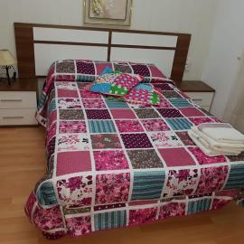 HOSTAL BODEGÓN A COSECHA, hótel í San Ciprián