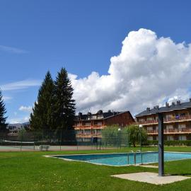 Amplio apartamento con piscina en Llívia