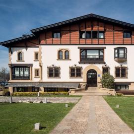 Viesnīca Ercilla Embarcadero Hotel pilsētā Gečo